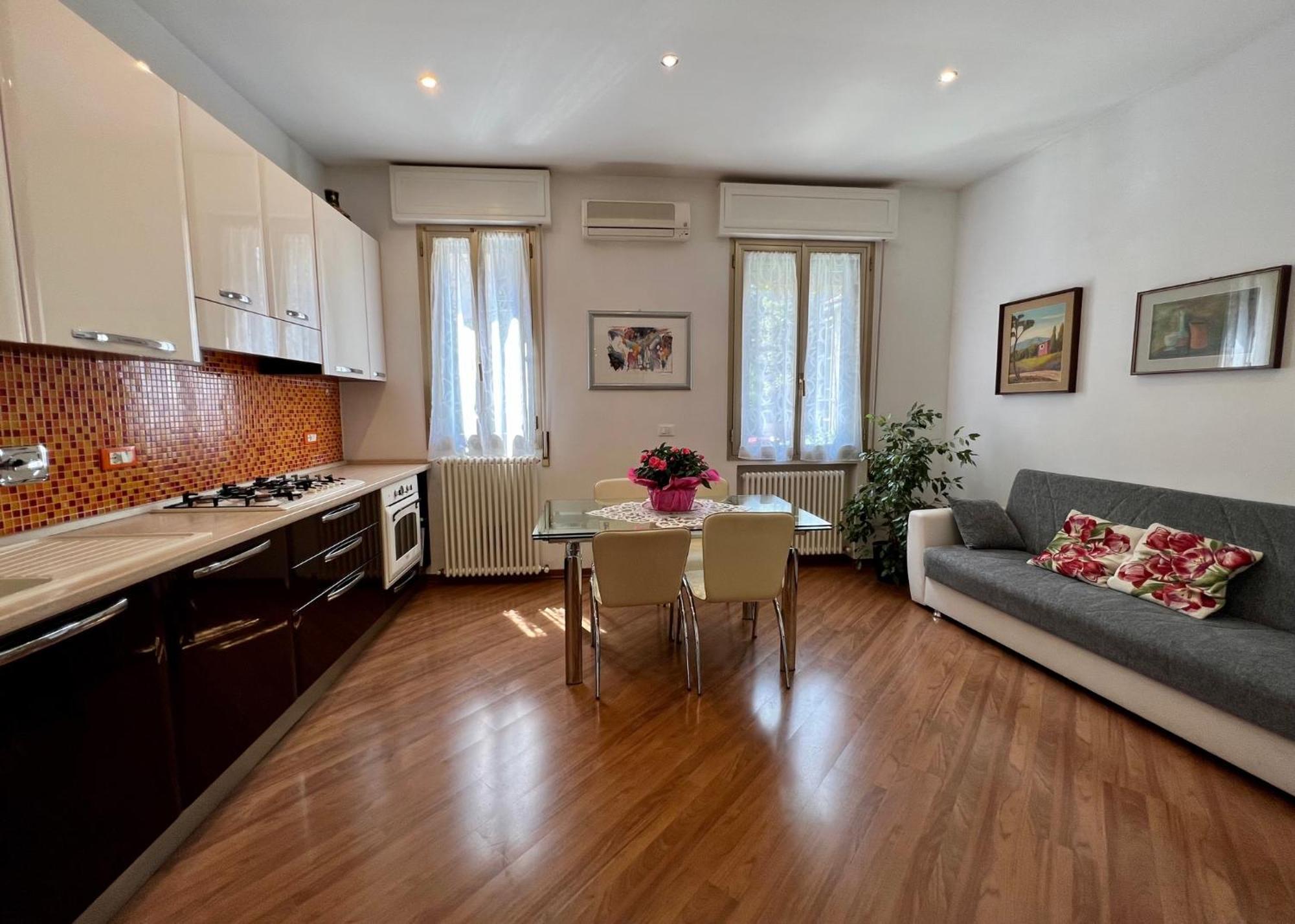 Charming Apartment Near Saragozza Bologna Exterior photo